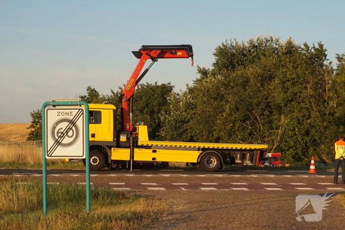 Automobilist belandt met auto te water