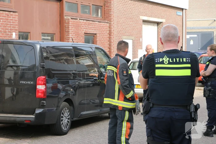 Onderzoek bij bestelbus met mogelijk gestolen brandstof