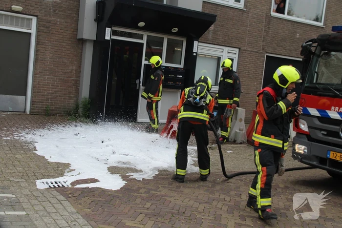 In brand staande kunststof barrier snel geblust