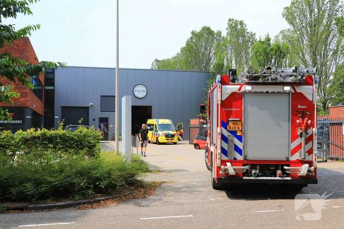 Vrouw gewond bij meubelmaker De Beleving