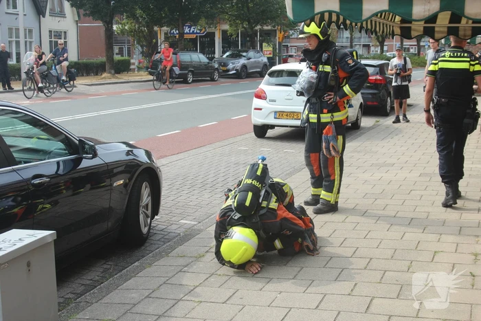 Brand in auto blijkt lek in koelvloeistoftank