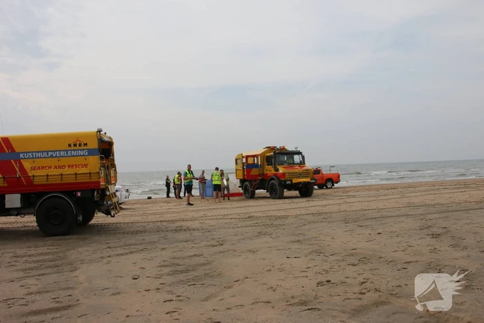 Persoon overleden bij incident op strand