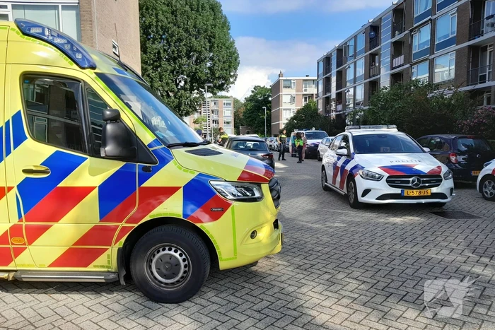 Veel politie aanwezig na melding van steekpartij