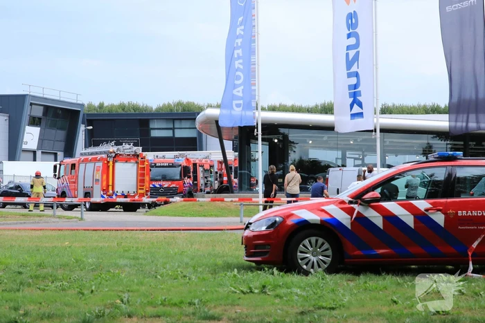 Zeer grote brand in bedrijfsverzamelgebouw