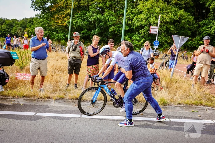 Topwielrenners Spaanse La Vuelta Holanda razen door de regio