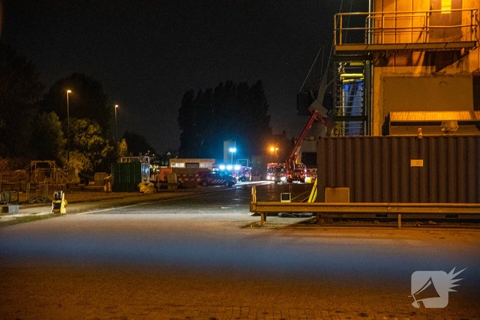 Veel rookontwikkeling bij brand op schip