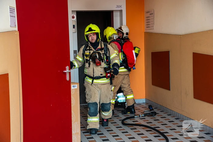 Brand in liftmachinekamer snel geblust