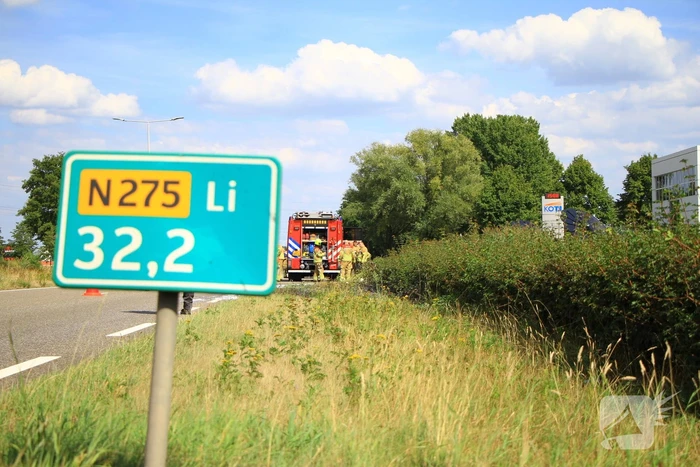 Flinke verkeershinder na bermbrand