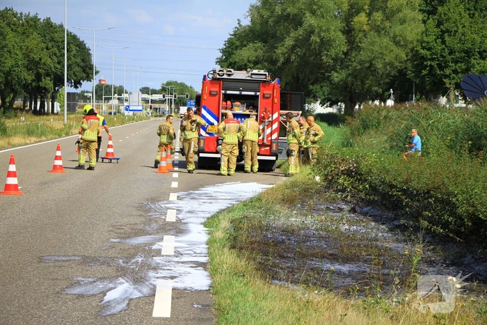 Flinke verkeershinder na bermbrand
