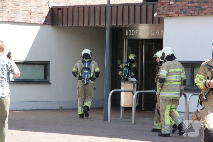 Gemeentehuis ontruimd na afgaan brandalarm