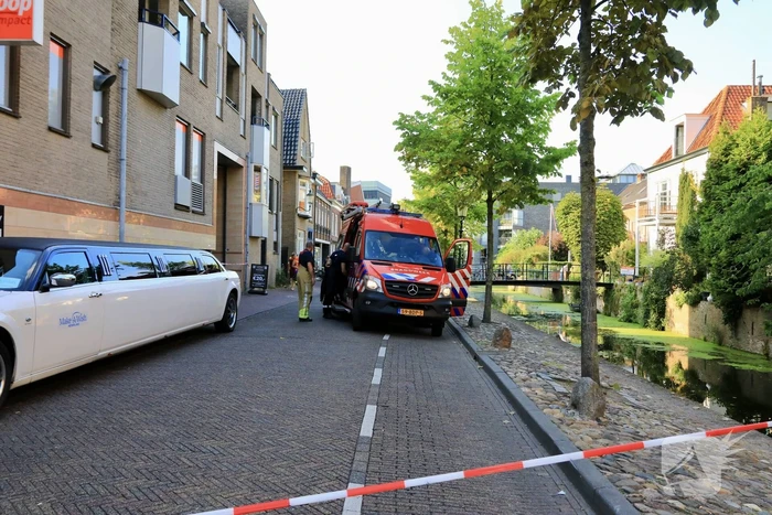 Omstanders redden te water geraakte fietser