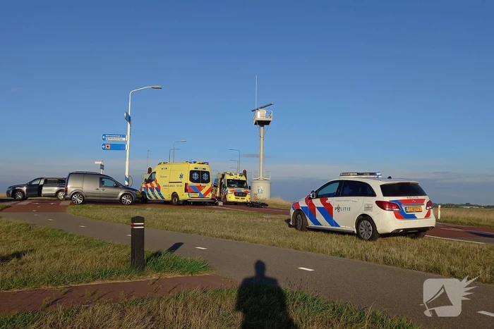 Persoon zwaargewond bij verkeersongeval