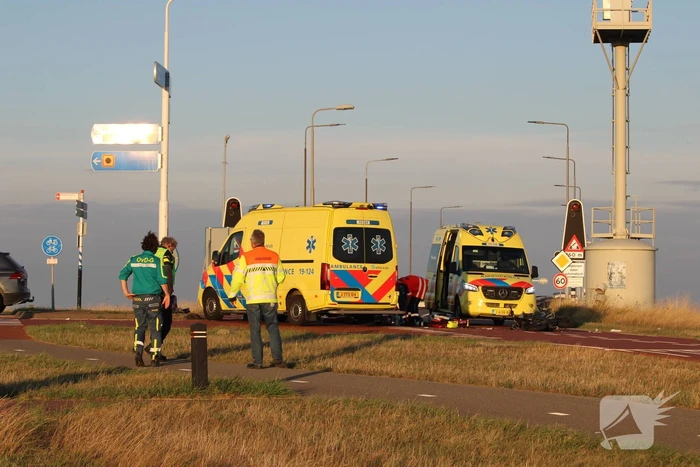 Persoon zwaargewond bij verkeersongeval