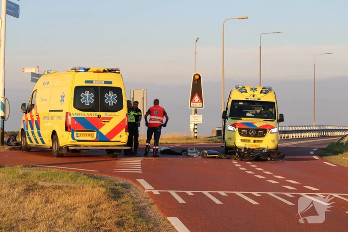 Persoon zwaargewond bij verkeersongeval