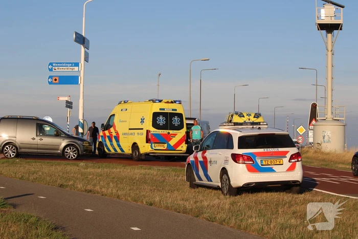 Persoon zwaargewond bij verkeersongeval