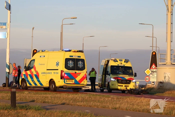 Persoon zwaargewond bij verkeersongeval