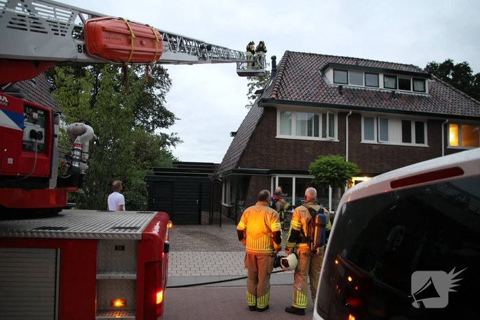 Straat afgezet vanwege brand in schoorsteen