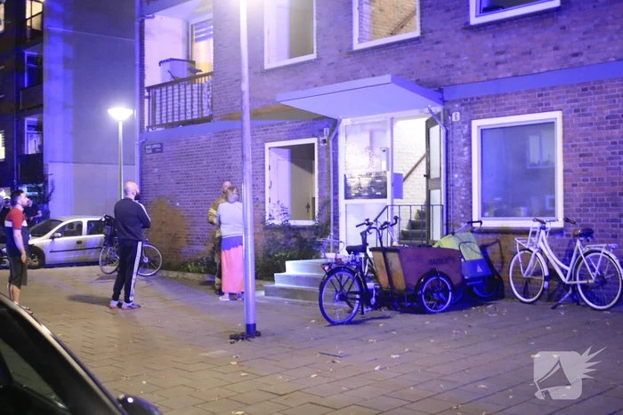 Brandweer voorkomt erger bij felle woningbrand