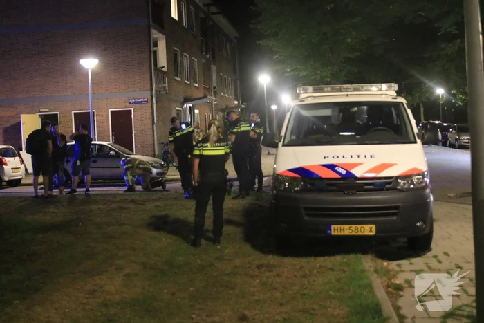 Brandweer voorkomt erger bij felle woningbrand
