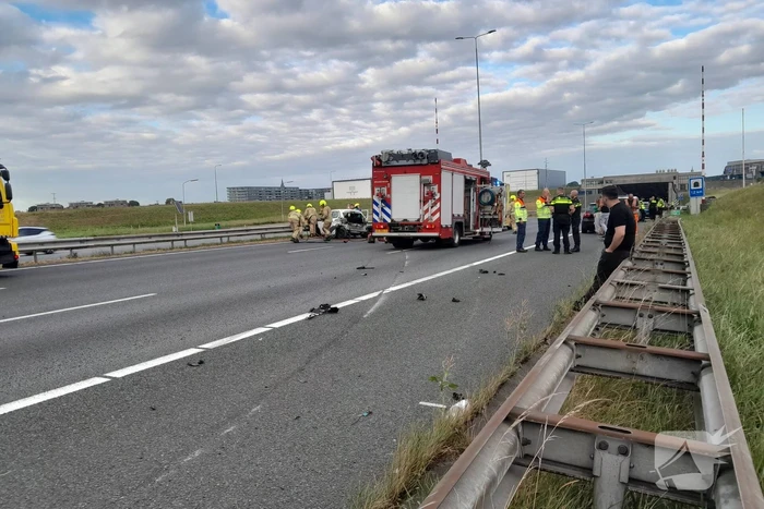 ongeval rijksweg a15 r 73,4 hendrik-ido-ambacht