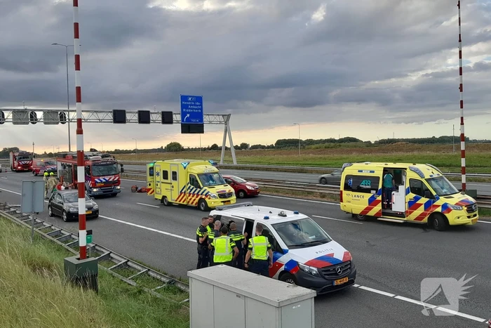Flinke ravage door ongeval op snelweg