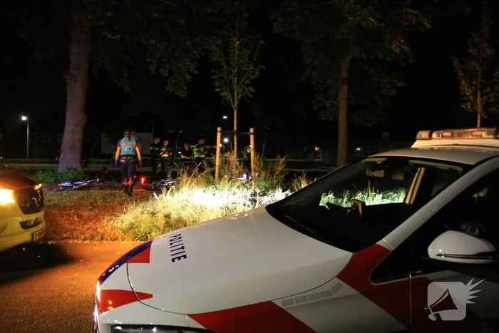 Zwemmend koppel aangesproken door politie