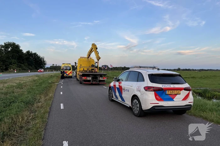 Gewonde nadat auto in water belandt