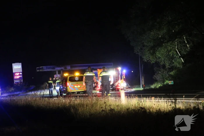 Dode bij brand in tankstation na ongeval