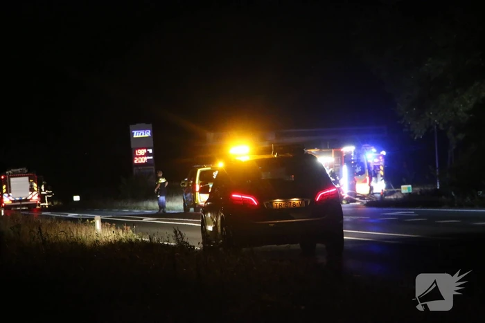 Dode bij brand in tankstation na ongeval