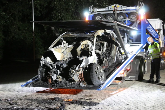 Dode bij brand in tankstation na ongeval