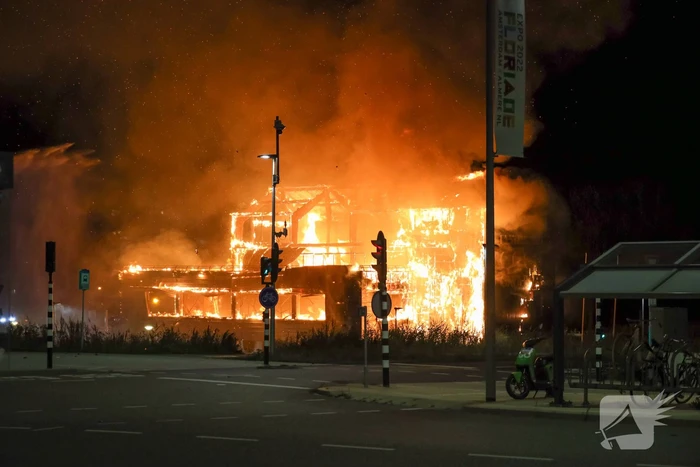 Wegrestaurant Onderweg verwoest door uitslaande brand