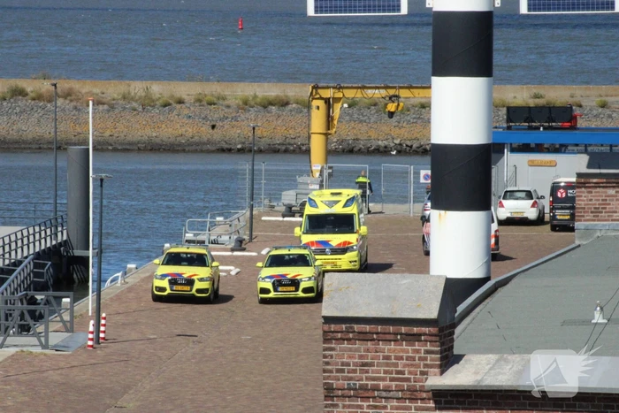 Minderjarig meisje overleden op schip door afgebroken giek