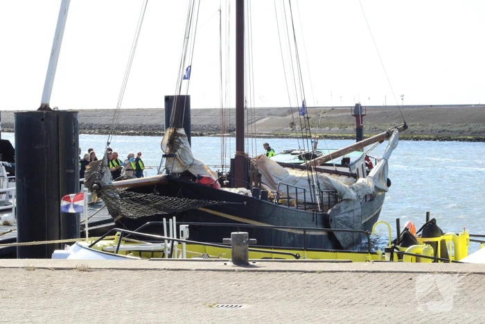Minderjarig meisje overleden op schip door afgebroken giek