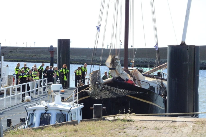 Minderjarig meisje overleden op schip door afgebroken giek