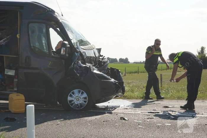 Meerdere voertuigen betrokken bij botsing