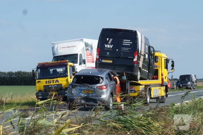 Meerdere voertuigen betrokken bij botsing
