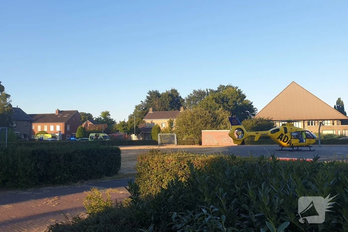 Duitse traumahelikopter landt in woonwijk
