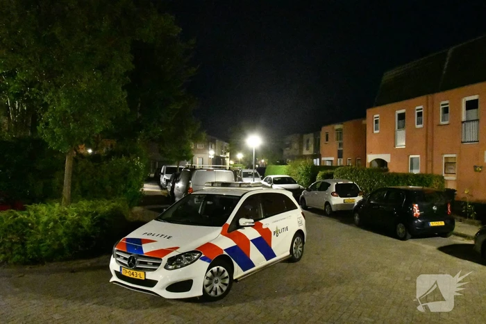 Politie start zoekactie na beroving