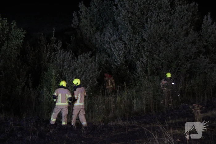 Flink stuk riet verbrand