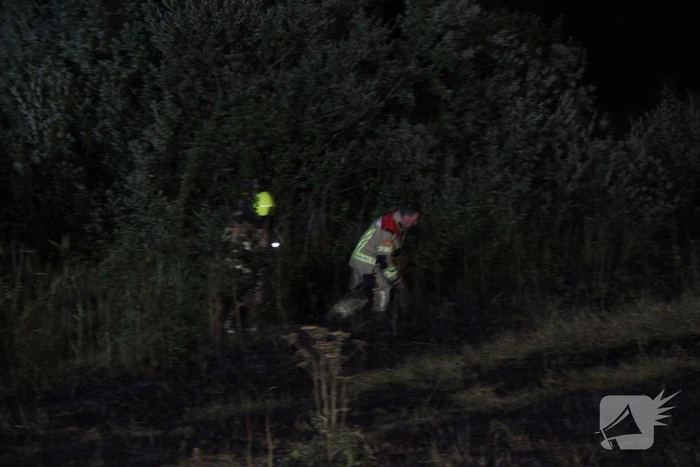 Flink stuk riet verbrand