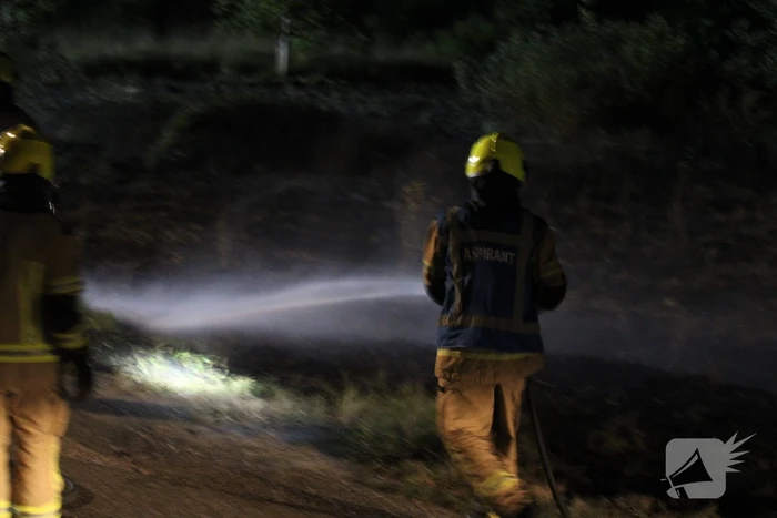 Flink stuk riet verbrand