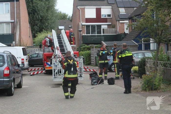 Traumahelikopter landt op speelveld