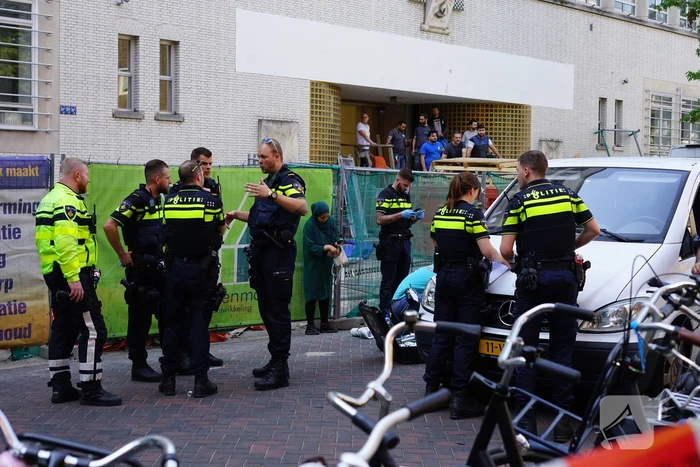 15-jarige meisje ernstig gewond bij botsing met bestelbus