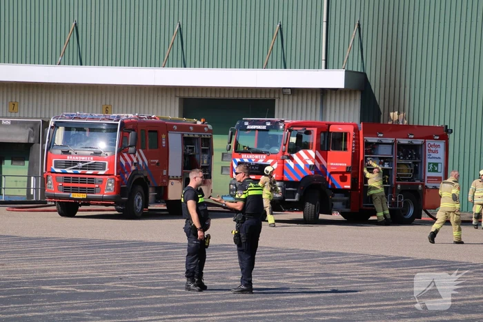 Grote brand in bedrijfsloods