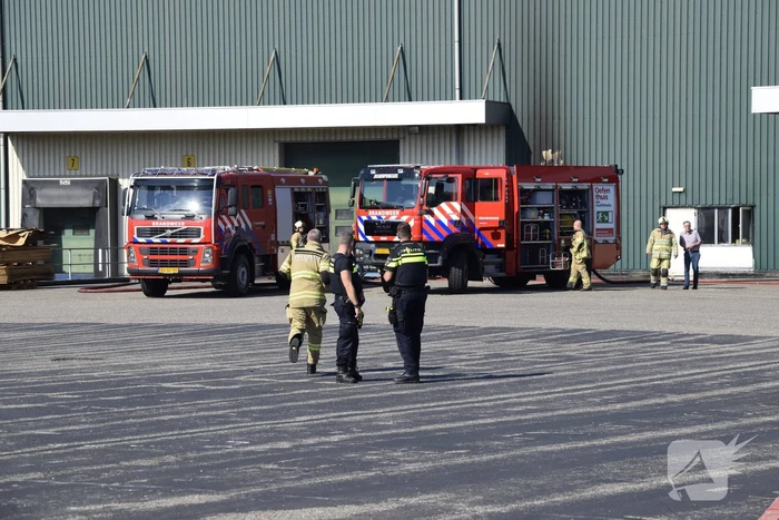 Grote brand in bedrijfsloods