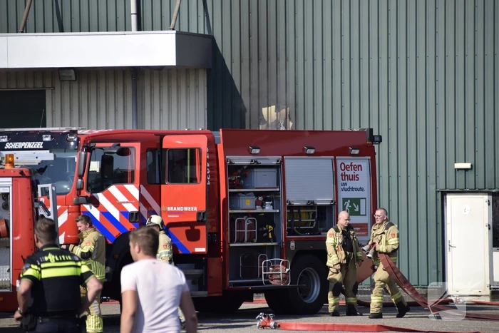 Grote brand in bedrijfsloods