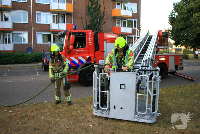 Brandweer verricht onderzoek naar brandmelding