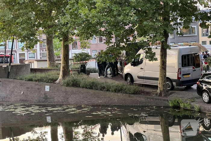 Politieonderzoek nadat magneetvissers zak met placenta opvist