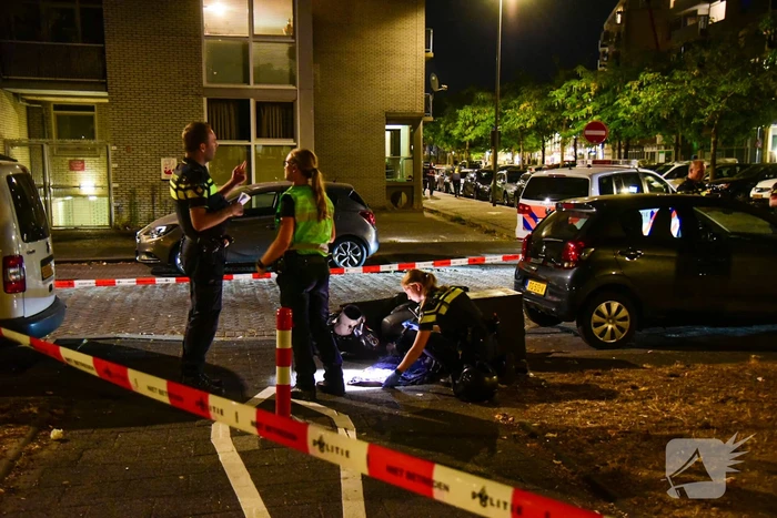 Persoon neergestoken na ruzie op straat