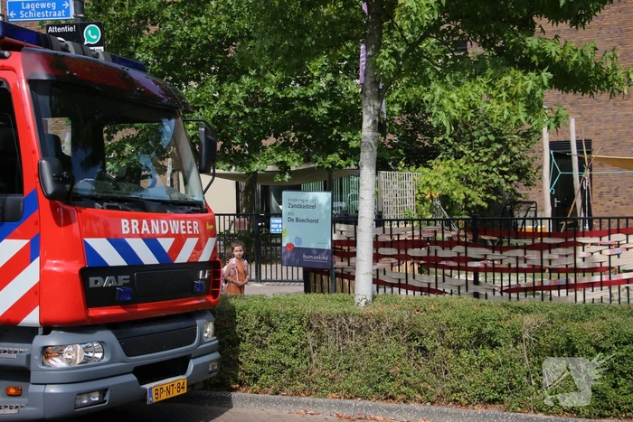 Brandweer onderzoekt vreemde lucht bij De Boechorst